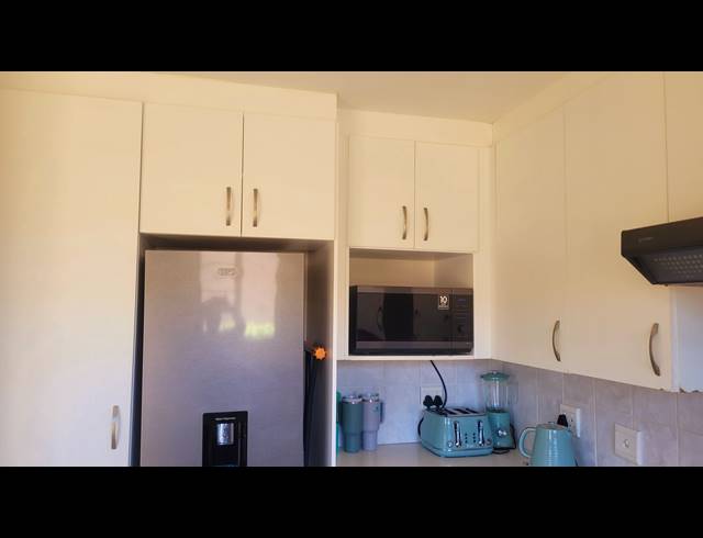 3 BEDROOM TOWNHOUSE FOR SALE IN BEACON BAY